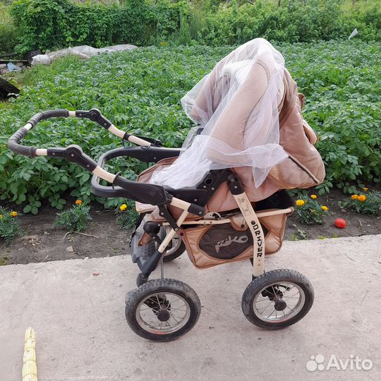 Детская коляска