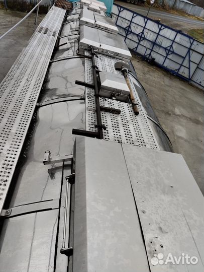 Полуприцеп пищевая цистерна Burg BPD0 15-27, 1990