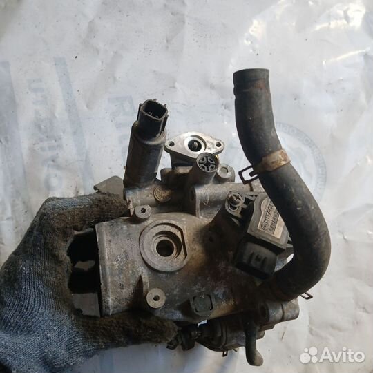 Дроссельная заслонка Nissan Almera N15