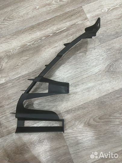 Кронштейн переднего бампера (левый) faw x80