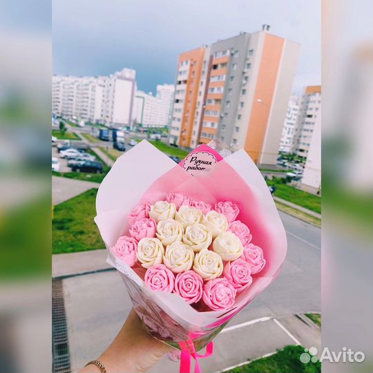 Шоколадные розы букет шоколад ручной работы