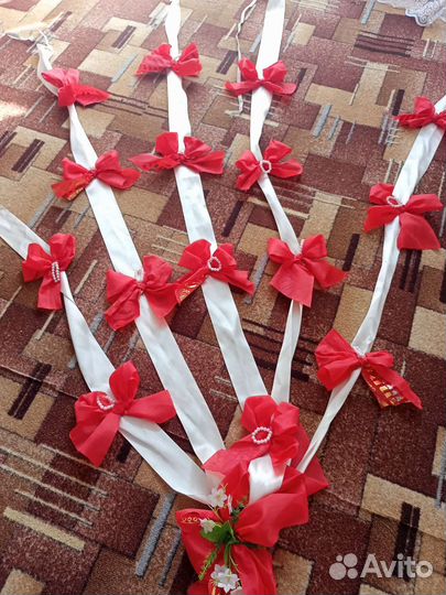 Свадебные украшения на машину