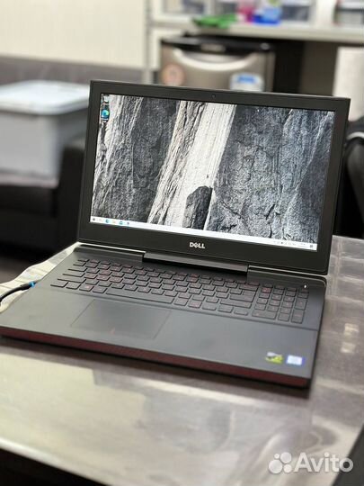 Игровой ноутбук Dell Gameing 7567