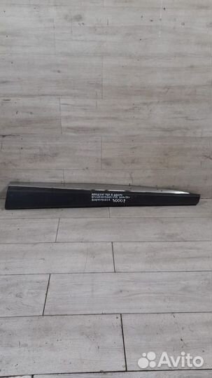 Молдинг двери передний правый Nissan Murano Z 52 С