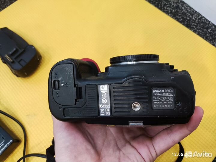 Зеркальный фотоаппарат Nikkon d300s body+доп