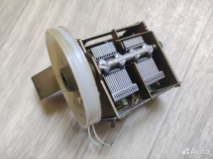 Конденсатор переменной емкости