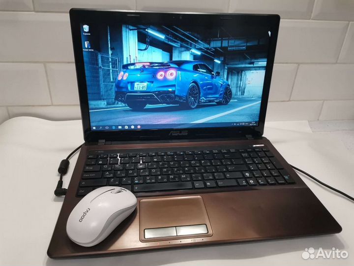 Core i5 2450M. 4 ядра. 8гб Ram