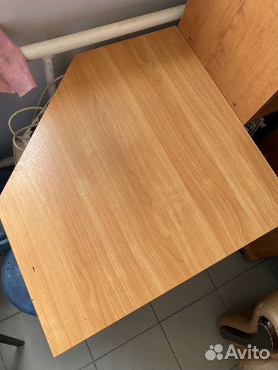 Тумбочка под телевизор и угловая тумбочка