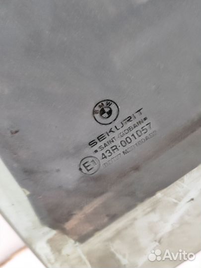 Стекло двери задней левой BMW E36