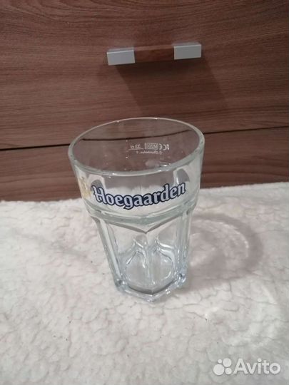 Пивные стаканы и кружки