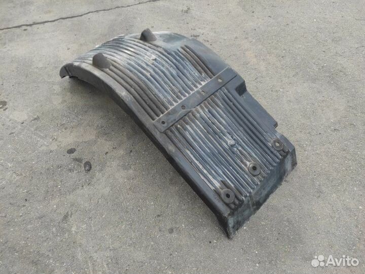 Подкрылок передний правый Volvo Fh 4