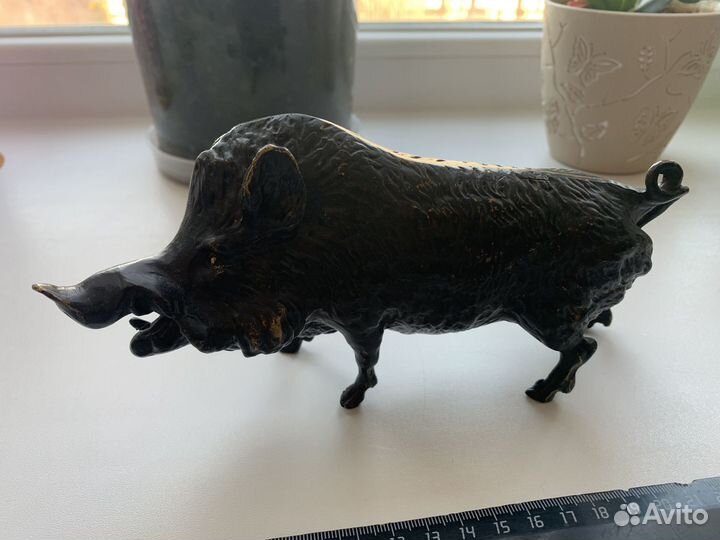 Статуэтка бронза кабан