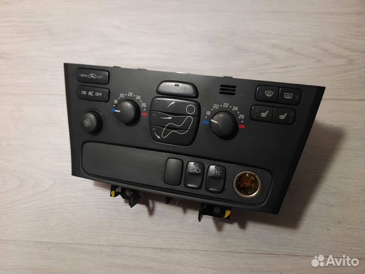 Блок климат контроля Volvo S80 S60 XC70 V70 XC90