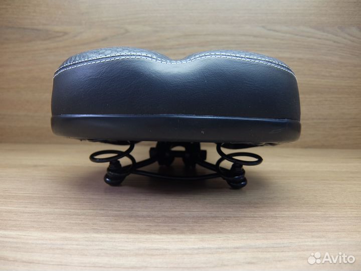 Седло широкое на пружинах