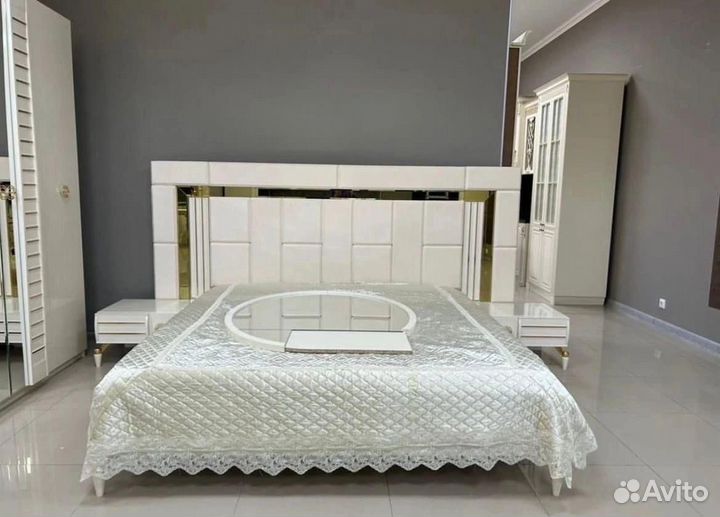 Спальный гарнитур Тиффани