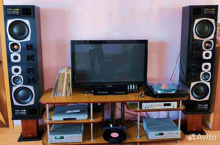 Мощная музыкальная система S-90