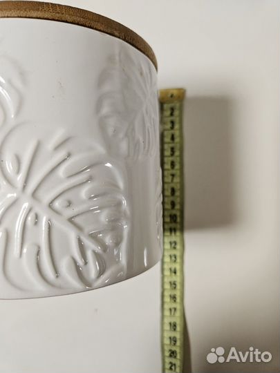 Банка для сыпучих продуктов, Англия