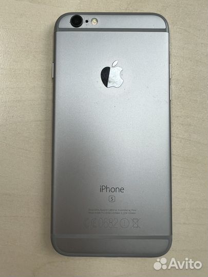 Телефон iPhone 6s 64