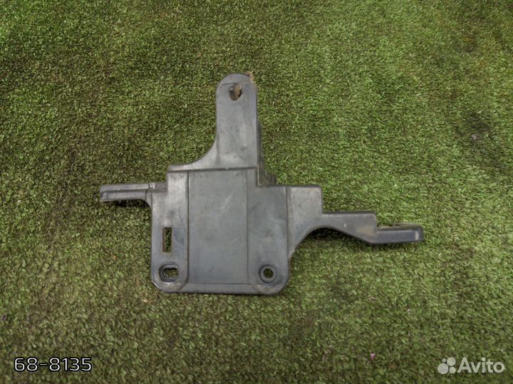 Кронштейн проводов Audi A6 C5 седан