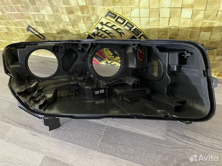 Корпус фары правой на Ford Kuga II 16-19г