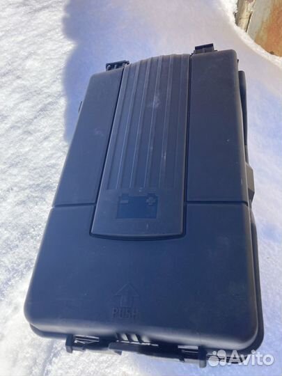 Оригинальный корпус акб VAG