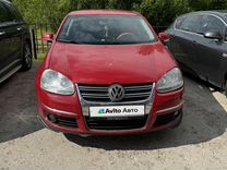 Volkswagen Jetta 1.6 AT, 2005, 230 000 км, с пробегом, цена 450 000 руб.