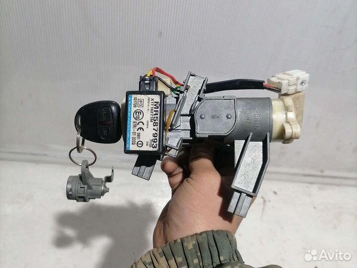 Замок зажигания Митсубиси Аутлендер Хл