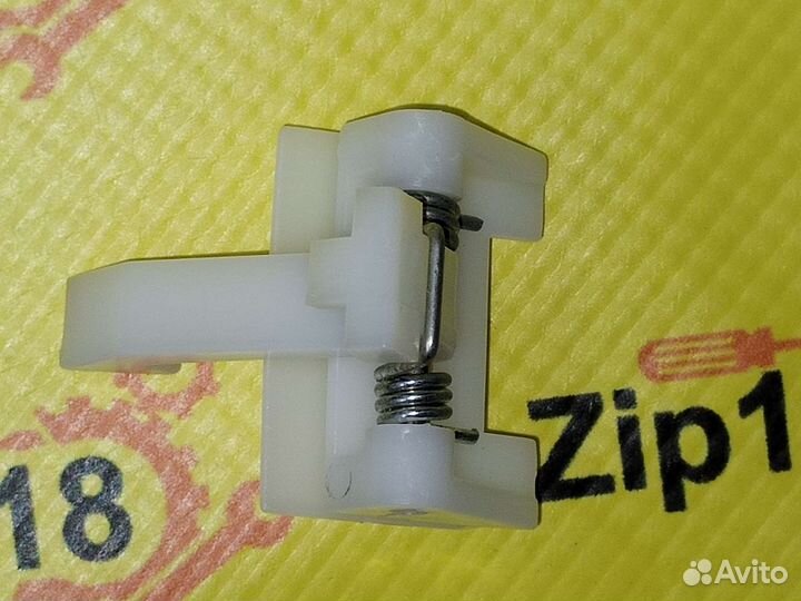 Крючок люка стиральной машины