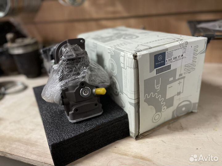 Пневмо компрессор на Мерседес 221