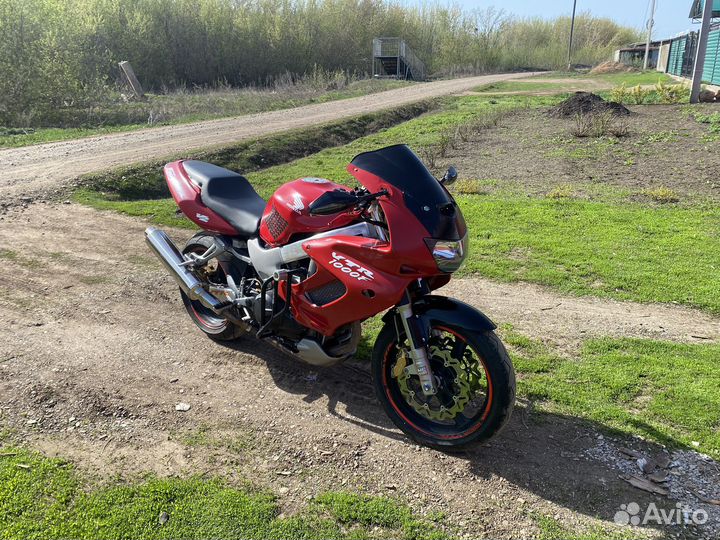 Honda VTR1000F