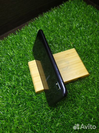 Samsung Galaxy A10, 2/32 ГБ
