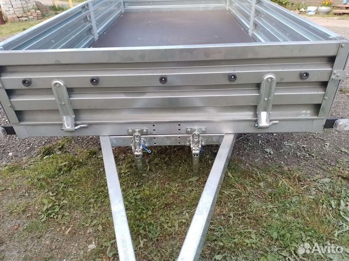 Прицеп легковой