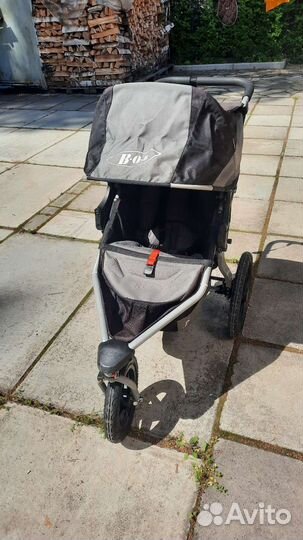 Коляска прогулочная Bob revolution