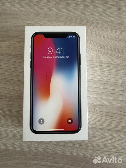 iPhone X, 64 ГБ