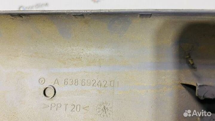 Облицовка стойки задняя правая Mercedes-Benz Vito