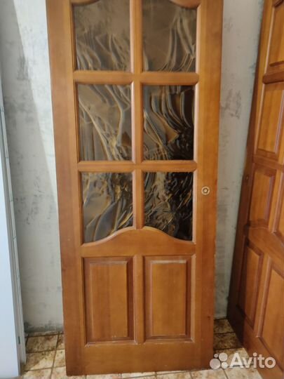 Двери межкомнатные, б/у, деревянные