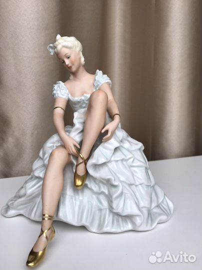 Фарфоровая статуэтка балерина Германия