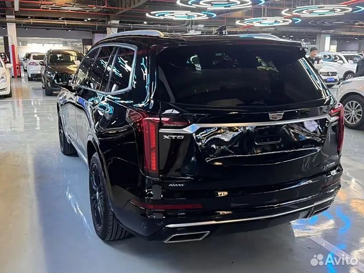 Cadillac XT6 2.0 AT, 2022, 30 000 км