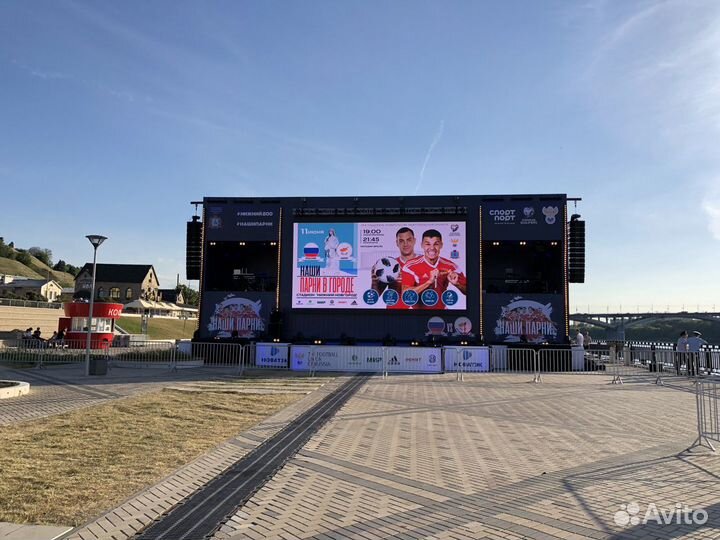 Аренда Сценического оборудования, Аренда сцены