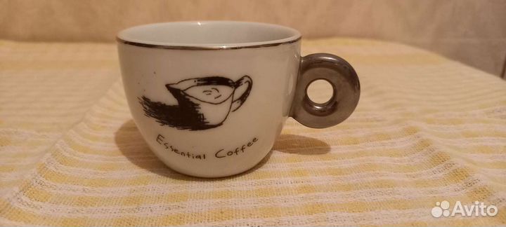 Две кофейные чашечки