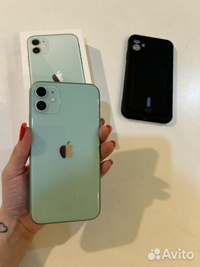iPhone 11, 128 ГБ