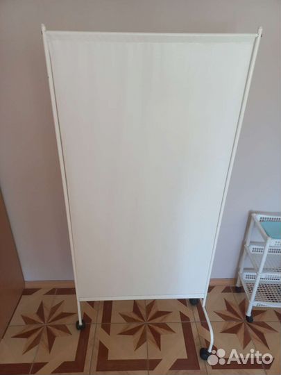 Ширма медицинская