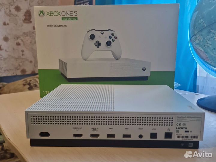Xbox One s all digital edition 1Tb