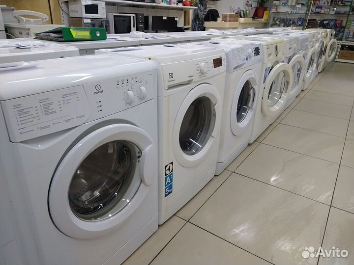 Холодильник Stinol. Бесплатная доставка