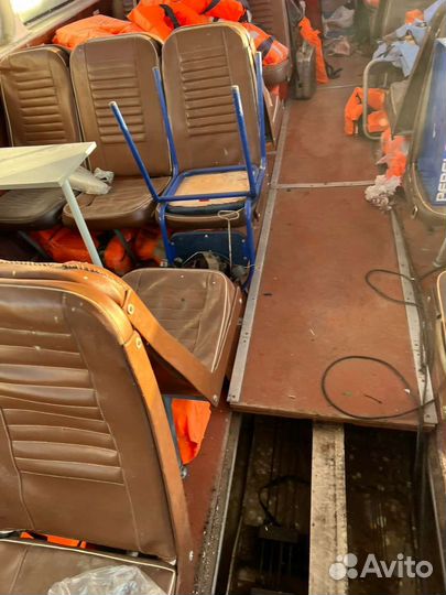 Пассажирский скоростной теплоход Заря