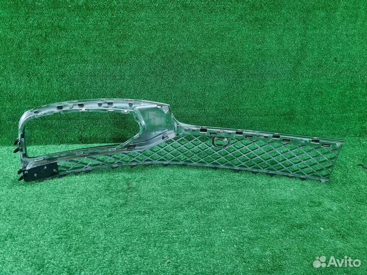 Решетка в бампер левая Bentley Flying Spur