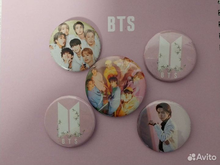 Значки BTS