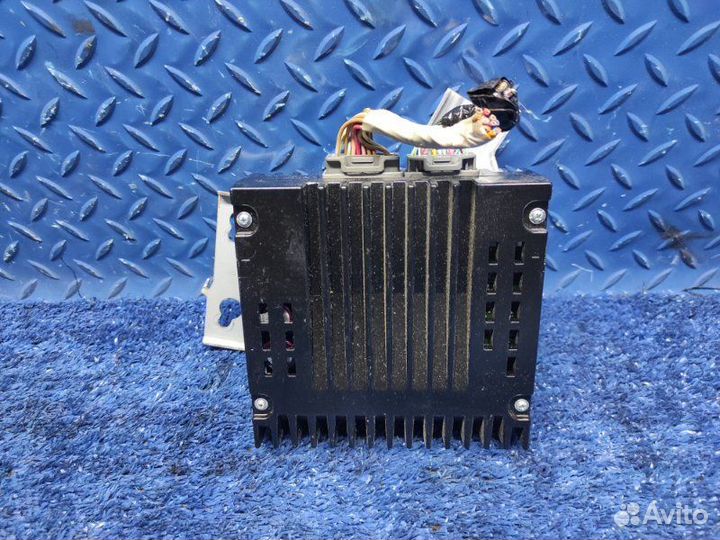 Усилитель звука Honda Accord 9