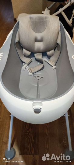 Ванночка Beaba Camele’o с Базой на ножках Beaba