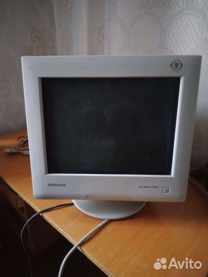 Монитор samsung